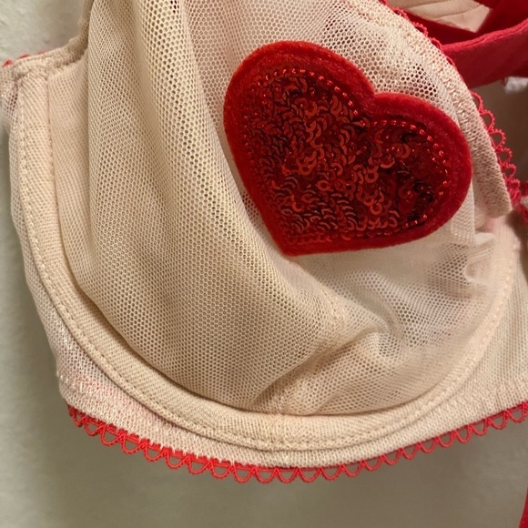 NWT Victoria's Secret Dream Angels Sequin Heart Bra - Picture 4 of 10